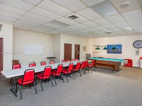 8415 SW 107th Ave 338W, Miami FL 33173