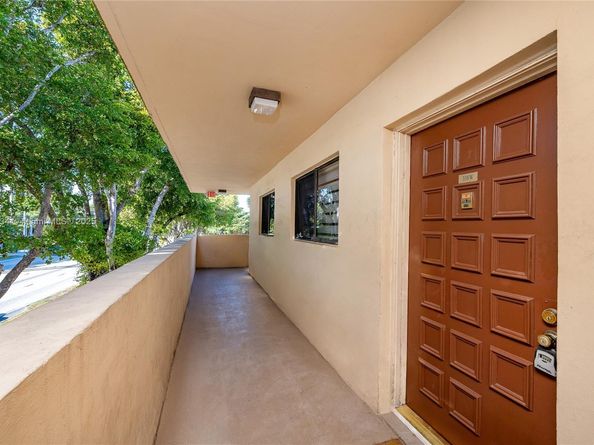 8415 SW 107th Ave 338W, Miami FL 33173