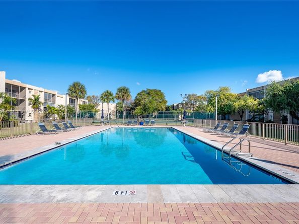 8415 SW 107th Ave 338W, Miami FL 33173