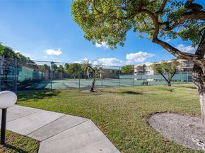 8415 SW 107th Ave 338W, Miami FL 33173