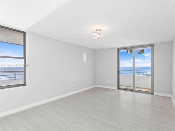 5555 Collins Ave 14N, Miami Beach FL 33140