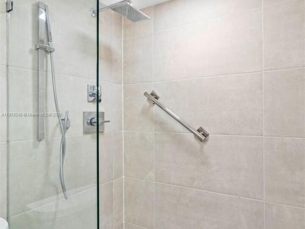 5555 Collins Ave 14N, Miami Beach FL 33140