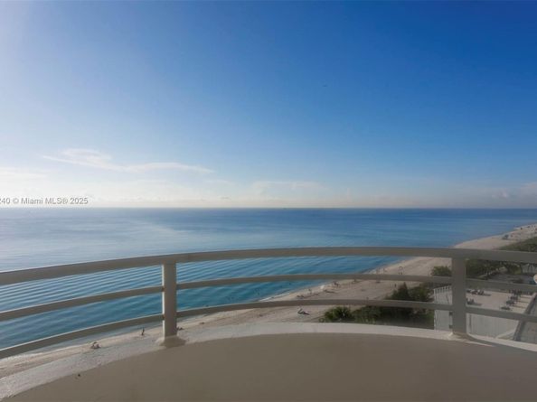 5555 Collins Ave 14N, Miami Beach FL 33140