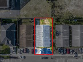 3020 NW 2nd St, Pompano Beach FL 33069
