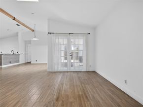 336 S Ketch Dr, Sunrise FL 33326