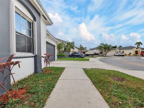 336 S Ketch Dr, Sunrise FL 33326