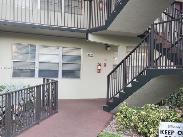 800 SW 131st Ave 113F, Pembroke Pines FL 33027