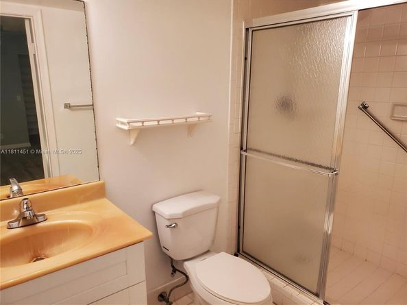 800 SW 131st Ave 113F, Pembroke Pines FL 33027