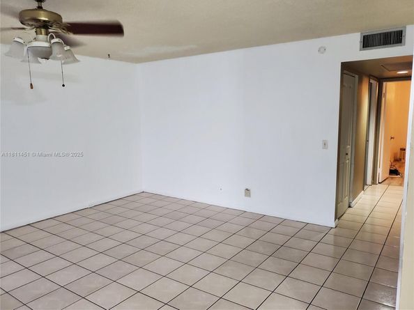 800 SW 131st Ave 113F, Pembroke Pines FL 33027