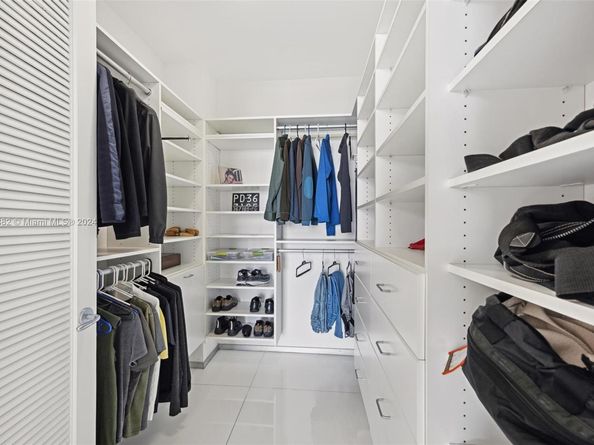 201 Aqua Ave 801, Miami Beach FL 33141