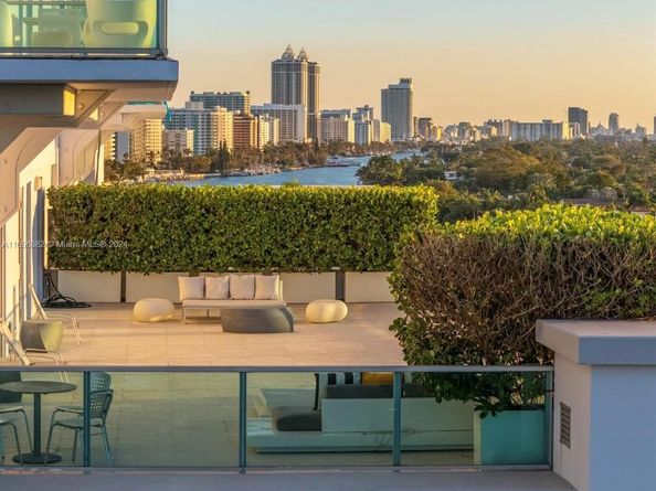 201 Aqua Ave 801, Miami Beach FL 33141