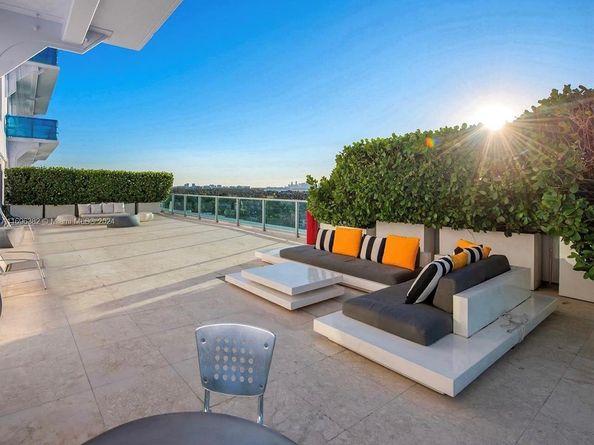 201 Aqua Ave 801, Miami Beach FL 33141