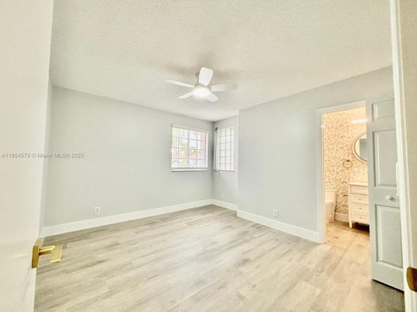 3626 San Simeon Cir, Weston FL 33331