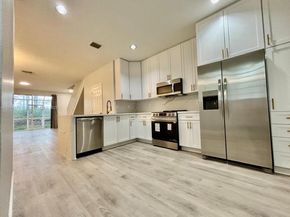3626 San Simeon Cir, Weston FL 33331