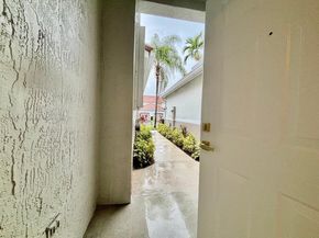 3626 San Simeon Cir, Weston FL 33331