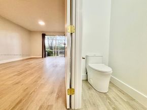 3626 San Simeon Cir, Weston FL 33331