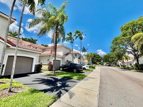3626 San Simeon Cir, Weston FL 33331