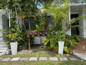 7811 NE 10th Ct, Miami FL 33138