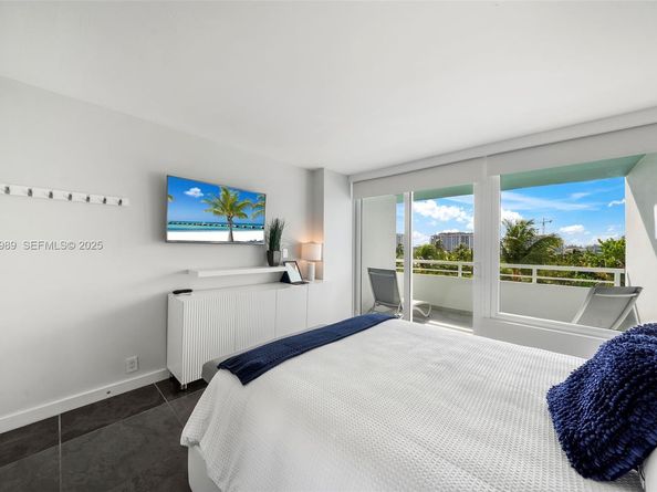 400 S Pointe Dr 401, Miami Beach FL 33139