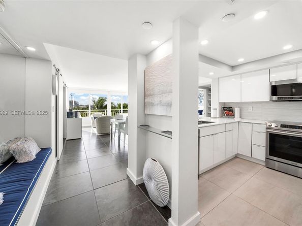 400 S Pointe Dr 401, Miami Beach FL 33139