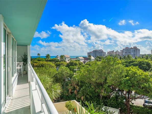 400 S Pointe Dr 401, Miami Beach FL 33139