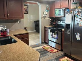 3401 NW 40th St, Lauderdale Lakes FL 33309