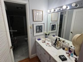 8900 Washington Blvd 402, Pembroke Pines FL 33025