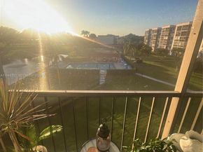 8900 Washington Blvd 402, Pembroke Pines FL 33025