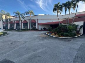 8900 Washington Blvd 402, Pembroke Pines FL 33025