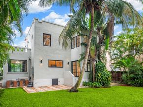 151 NE 43rd St, Miami FL 33137