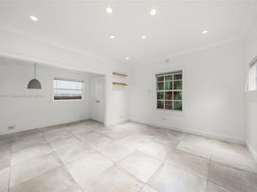 151 NE 43rd St, Miami FL 33137