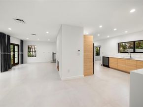 151 NE 43rd St, Miami FL 33137