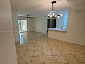 2433 Centergate Dr 204, Miramar FL 33025