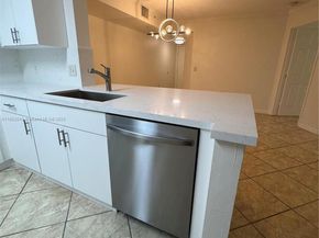 2433 Centergate Dr 204, Miramar FL 33025