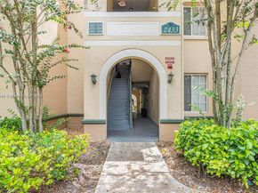 2433 Centergate Dr 204, Miramar FL 33025