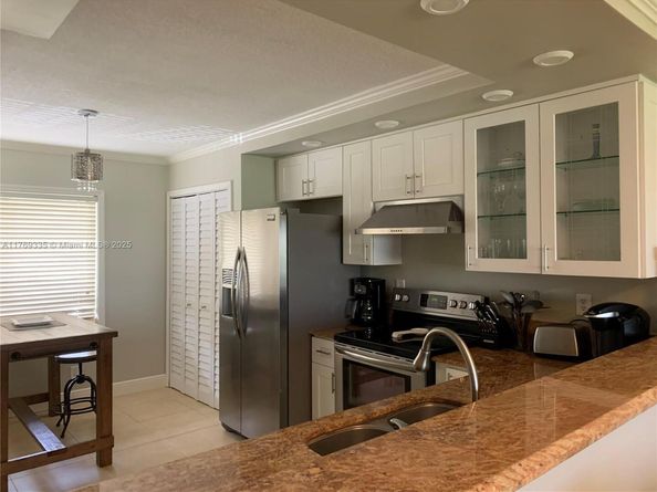 275 Palm Ave A303, Jupiter FL 33477