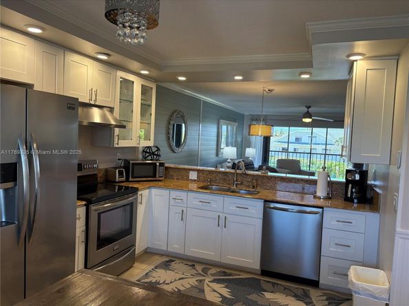 275 Palm Ave A303, Jupiter FL 33477