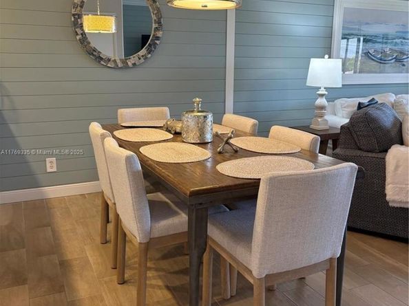 275 Palm Ave A303, Jupiter FL 33477