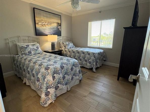 275 Palm Ave A303, Jupiter FL 33477