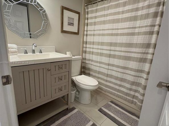 275 Palm Ave A303, Jupiter FL 33477