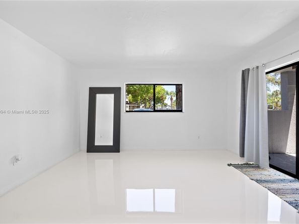 8810 SW 132nd Pl 101DN, Miami FL 33186