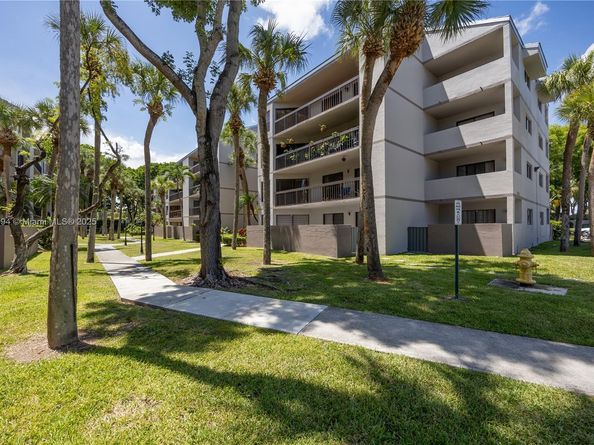 8810 SW 132nd Pl 101DN, Miami FL 33186