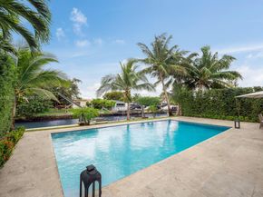 1540 Cleveland Rd, Miami Beach FL 33141