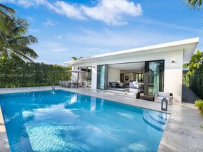 1540 Cleveland Rd, Miami Beach FL 33141