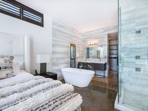 1540 Cleveland Rd, Miami Beach FL 33141