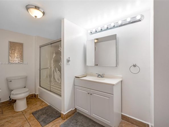 290 174th St 511, Sunny Isles Beach FL 33160