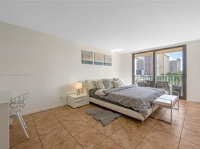 290 174th St 511, Sunny Isles Beach FL 33160