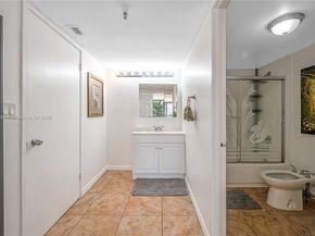 290 174th St 511, Sunny Isles Beach FL 33160