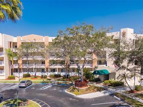 9539 Weldon Cir F214, Tamarac FL 33321