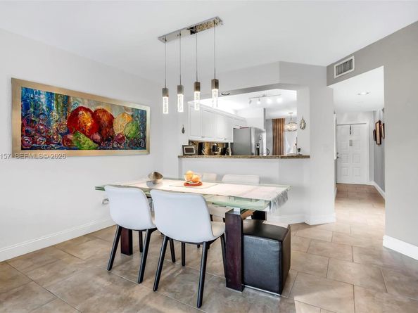 9539 Weldon Cir F214, Tamarac FL 33321